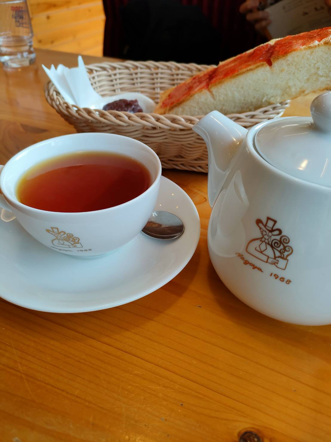 【カフェモーニング】おすすめ3選！サンマルク・スタバ・星乃珈琲の特徴とおトクな使い方