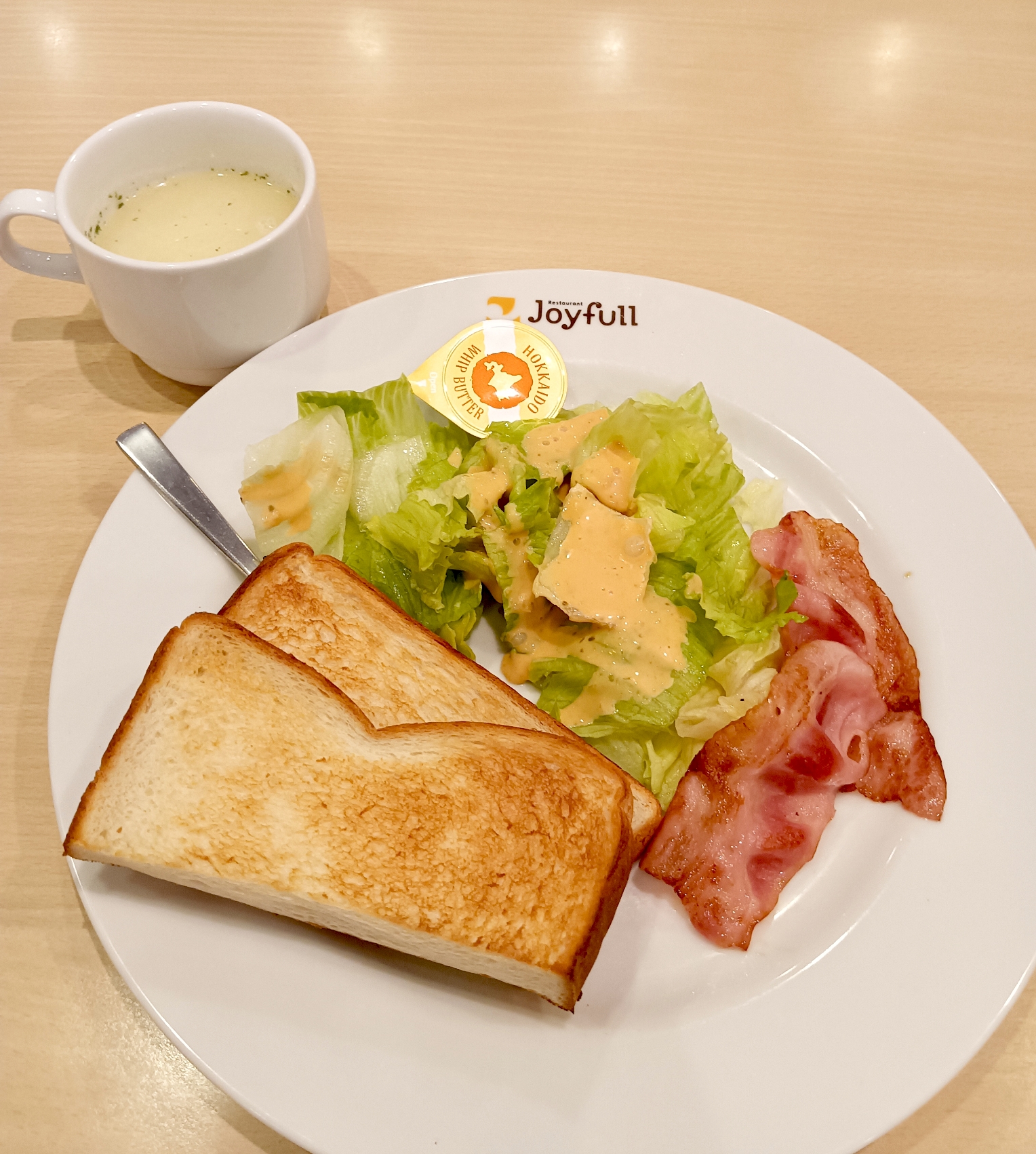 【最安モーニング】おすすめ3選！ガスト・コメダ・ジョイフル♪