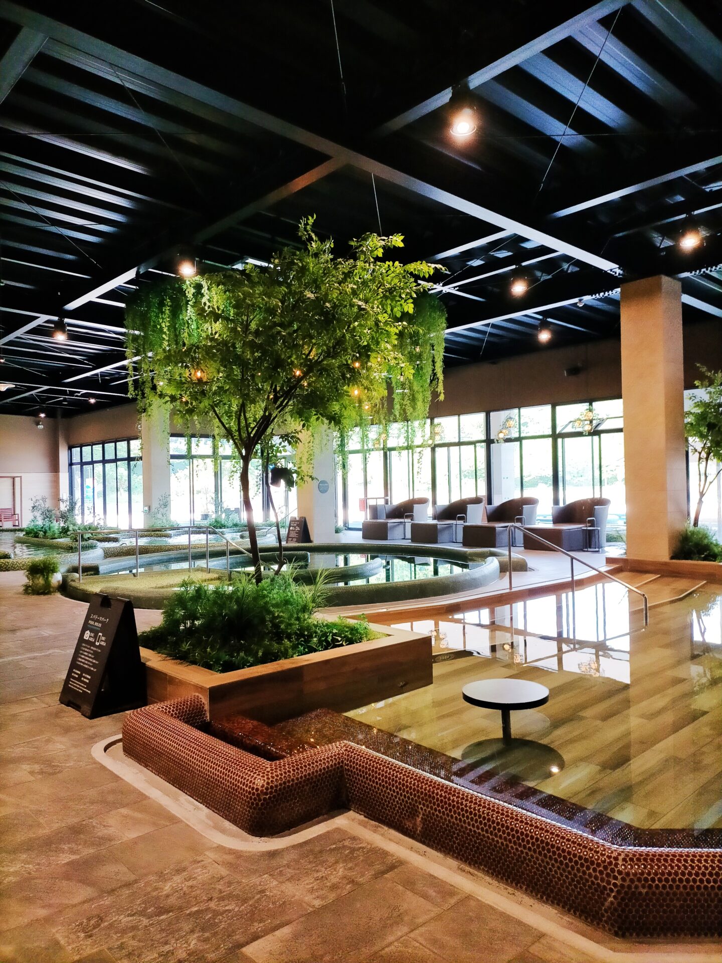 【アイランド長崎】1泊2日でも遊び尽くせない！無料の温泉・岩盤浴・カフェを満喫した宿泊体験記